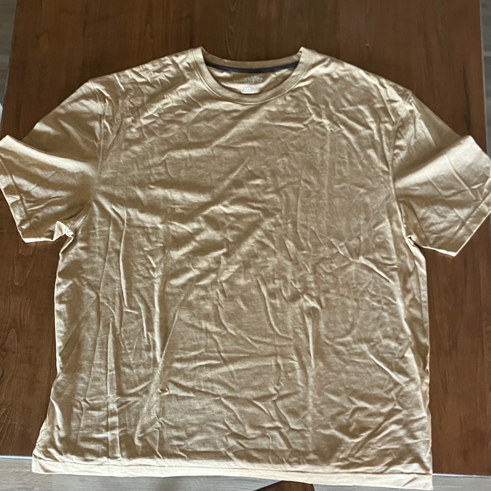 Wrangler women’s  Light Beige Crew Neck Tee
